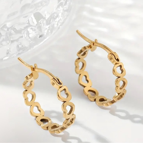 Jewelry - 18K Gold Plated Stainless Steel Heart Hoops 😍host-pick!